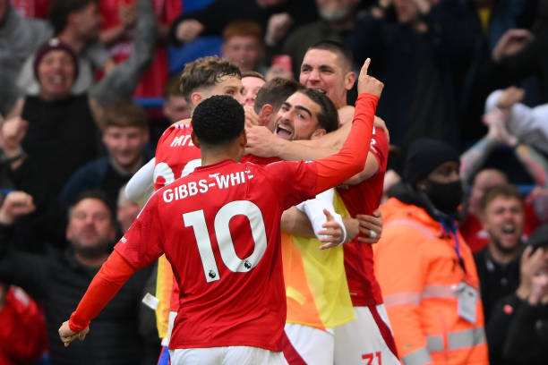 这不禁让人 这不禁让人