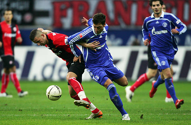 绝不轻言放 绝不轻言放